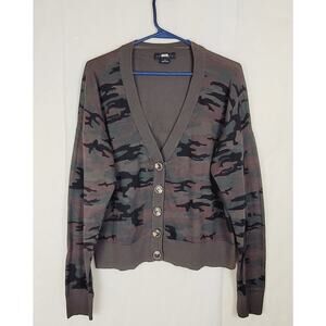 Sanctuary green camo button up cardigan Size Medium Gorpcore Preppy Classic